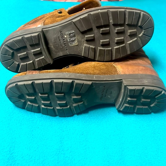 Aquatalia Lettie Hiker Distressed Suede Ankle Boot Size 9.5 - Picture 8 of 12